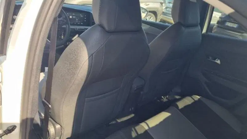 Opel Mokka usata a Savona (17)