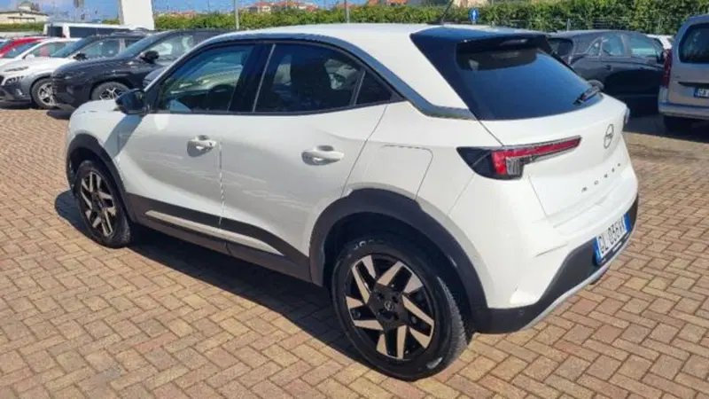 Opel Mokka usata a Savona (19)