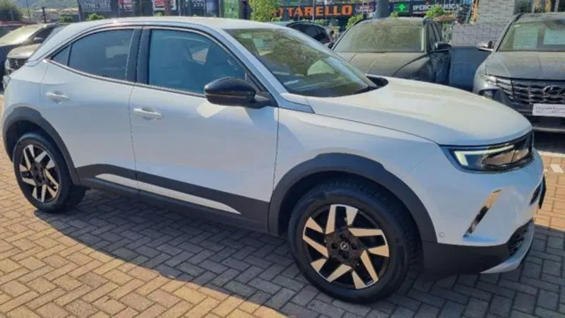 Opel Mokka usata a Savona (4)