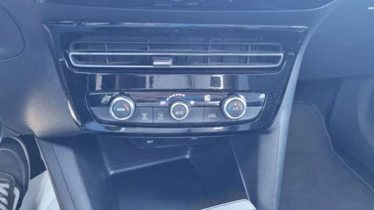Opel Mokka usata a Savona (7)