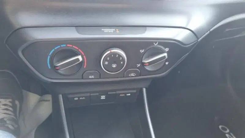 Hyundai i20 usata a Savona (7)
