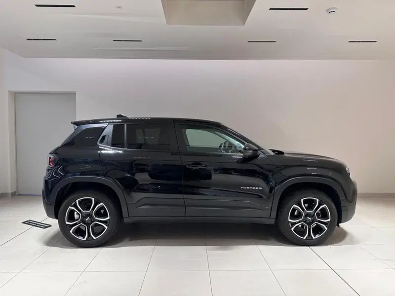 Jeep Avenger usata a Varese (6)