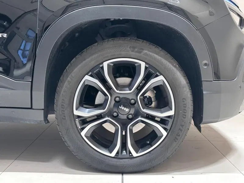 Jeep Avenger usata a Varese (9)