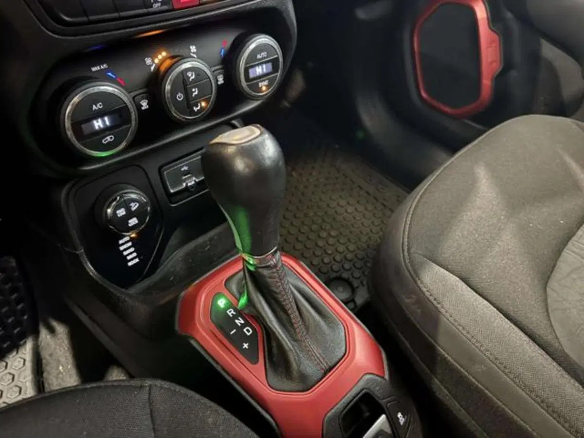 Jeep Renegade usata a Firenze (16)