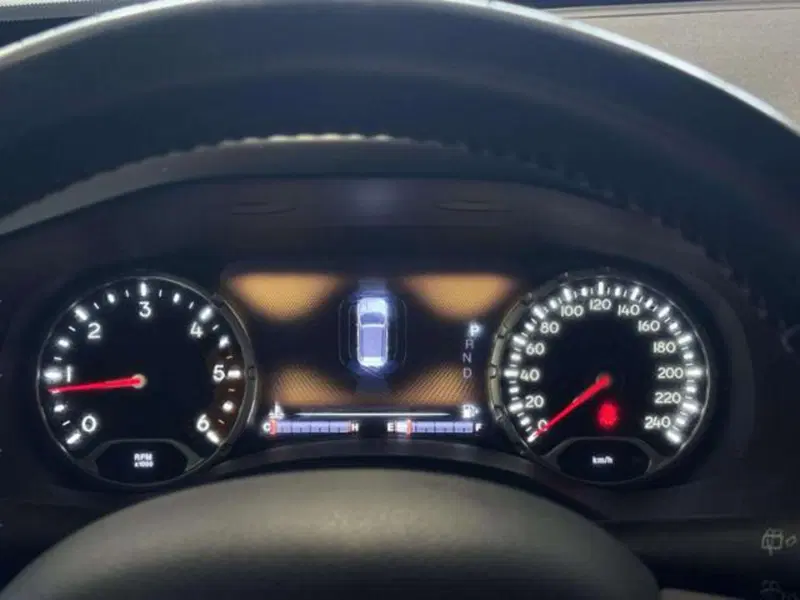 Jeep Renegade usata a Firenze (18)