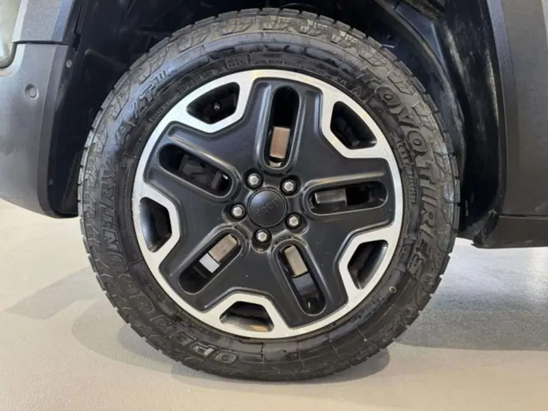 Jeep Renegade usata a Firenze (8)