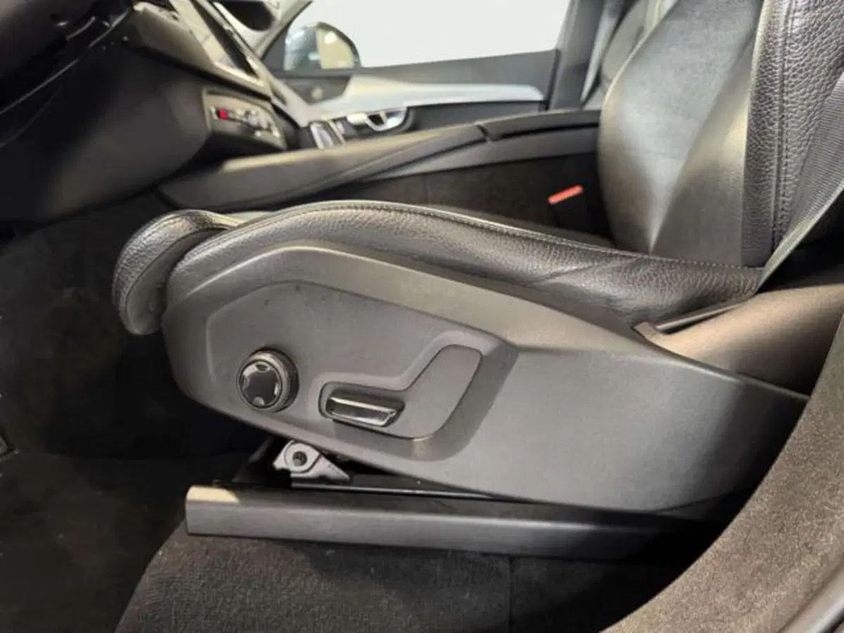 Volvo XC90 usata a Firenze (18)