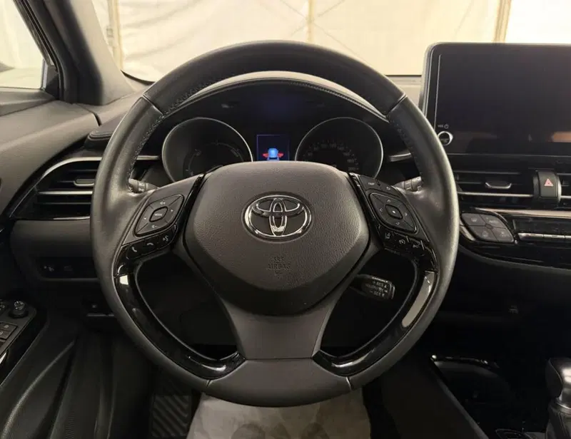 Toyota Toyota C-HR usata a Monza e Brianza (8)
