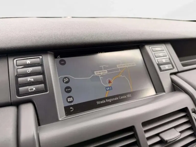 Land Rover Discovery Sport usata a Siena (11)