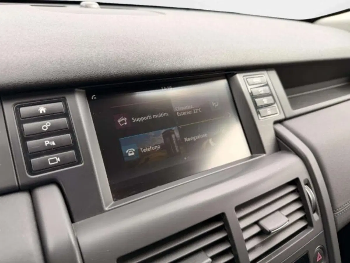 Land Rover Discovery Sport usata a Siena (9)