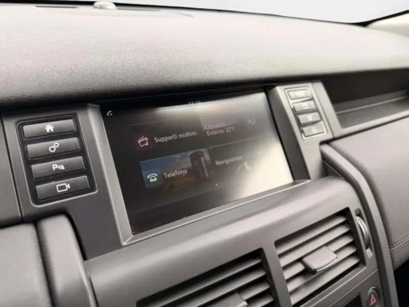 Land Rover Discovery Sport usata a Siena (9)