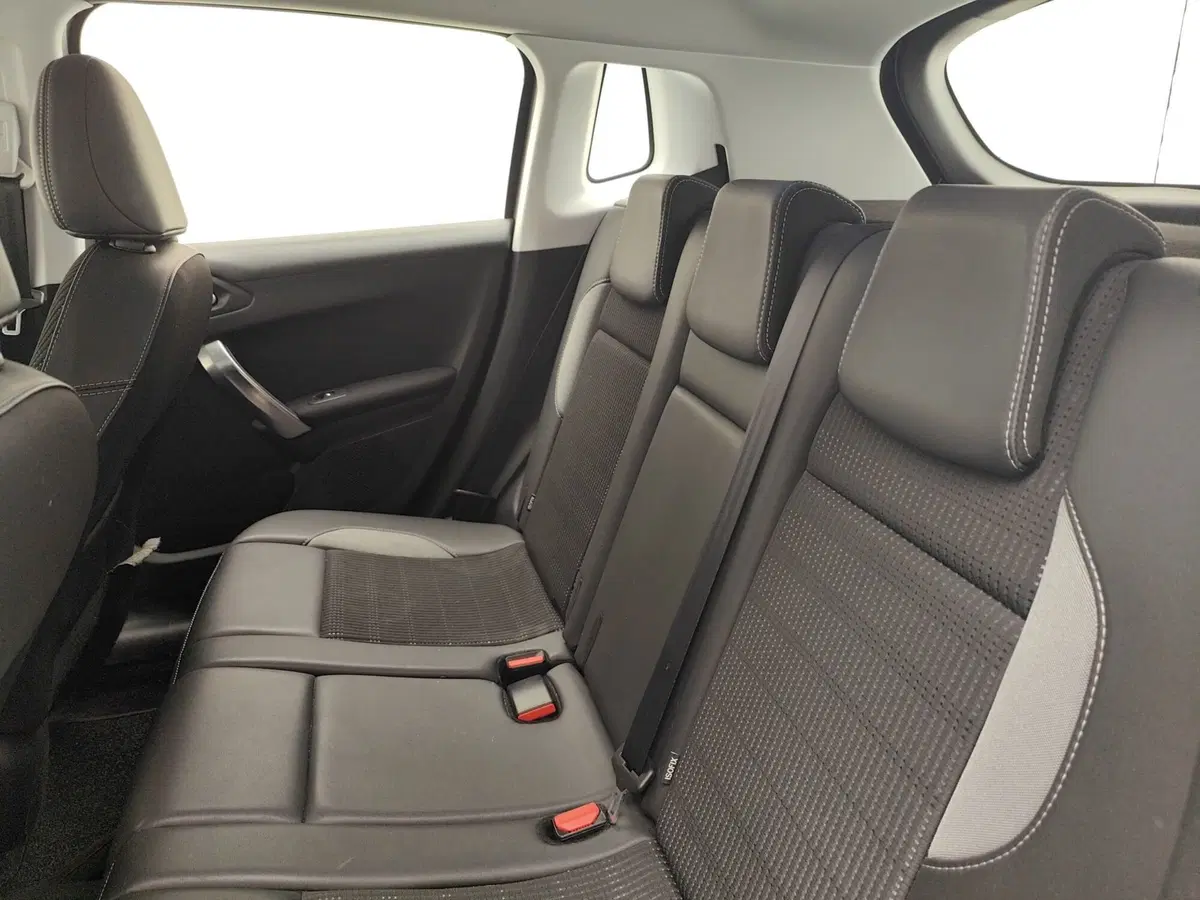 Peugeot 2008 usata a Como (13)