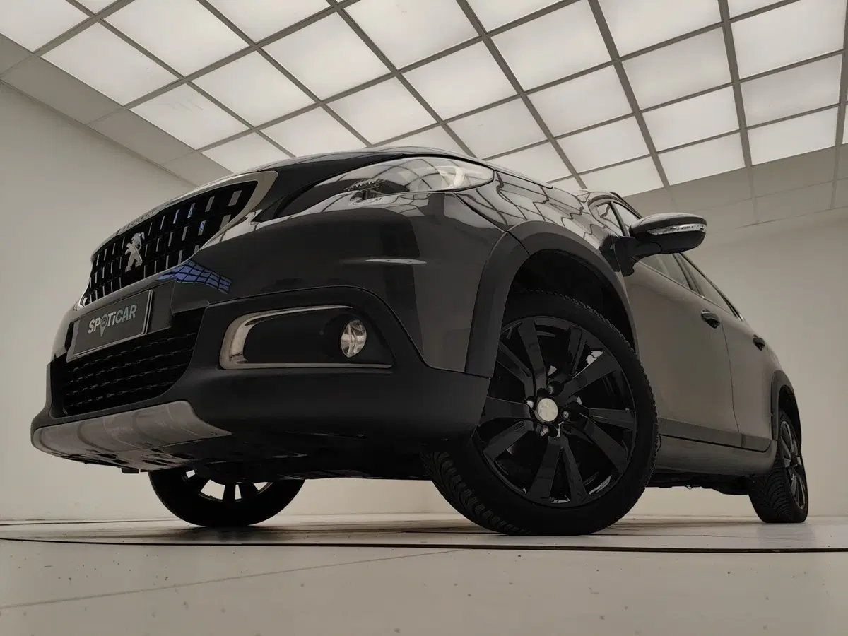 Peugeot 2008 usata a Como (14)