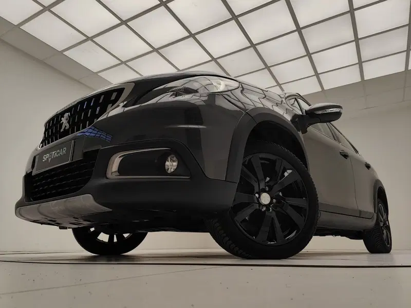 Peugeot 2008 usata a Como (14)