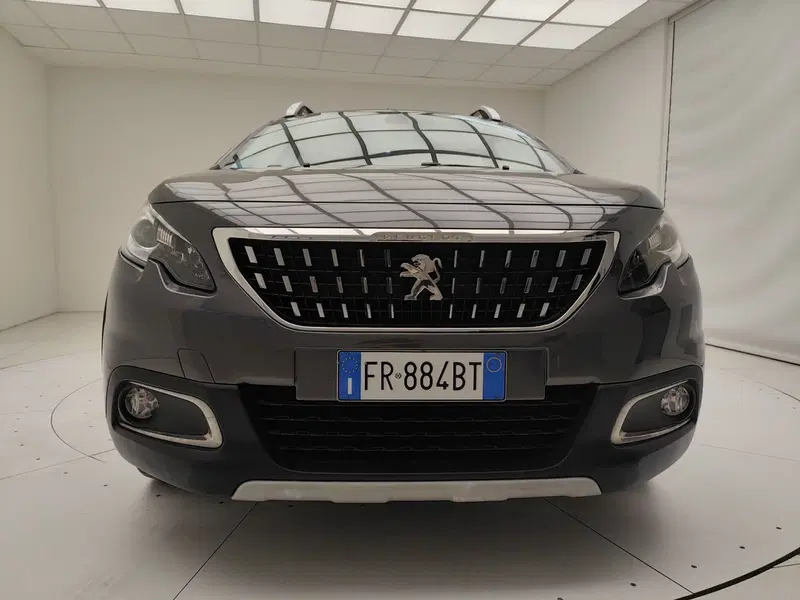 Peugeot 2008 usata a Como (2)