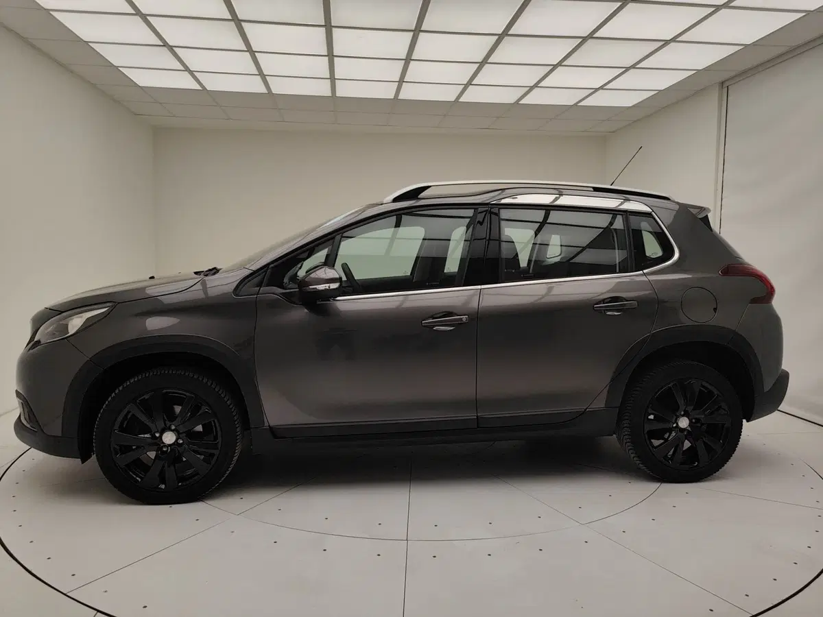 Peugeot 2008 usata a Como (20)
