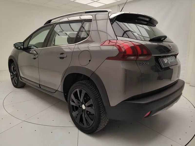 Peugeot 2008 usata a Como (4)