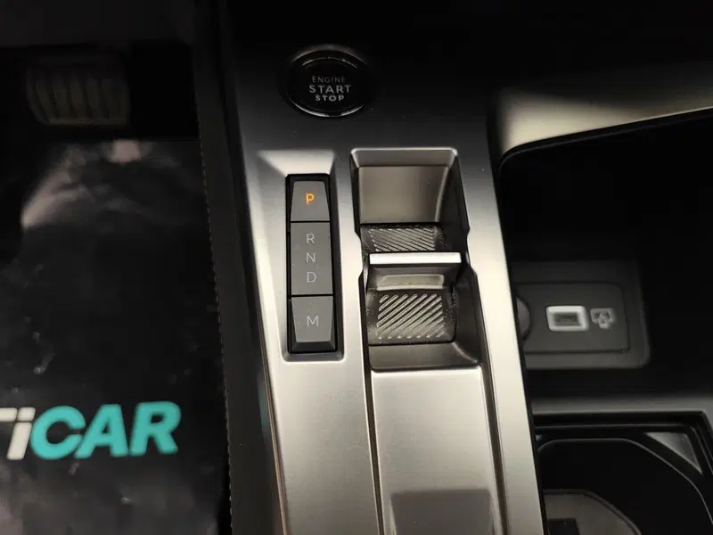 Peugeot 308 usata a Como (18)