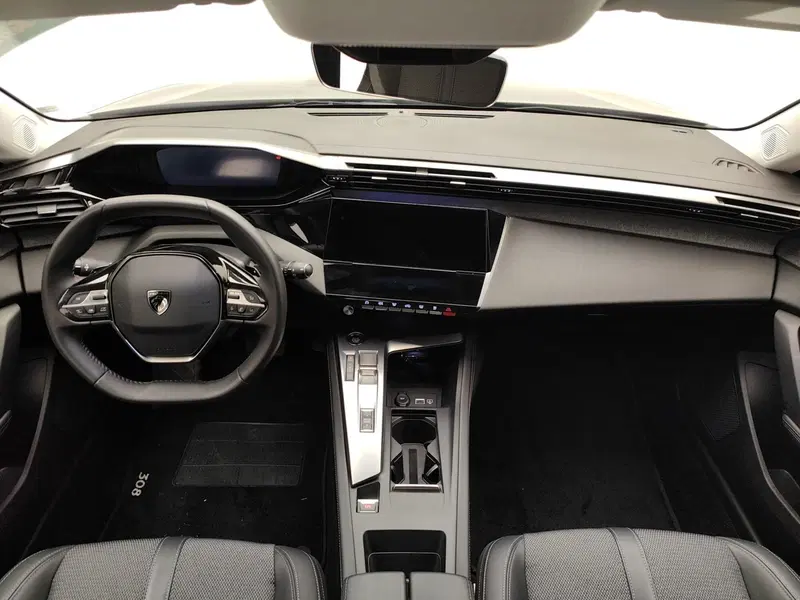 Peugeot 308 usata a Como (7)