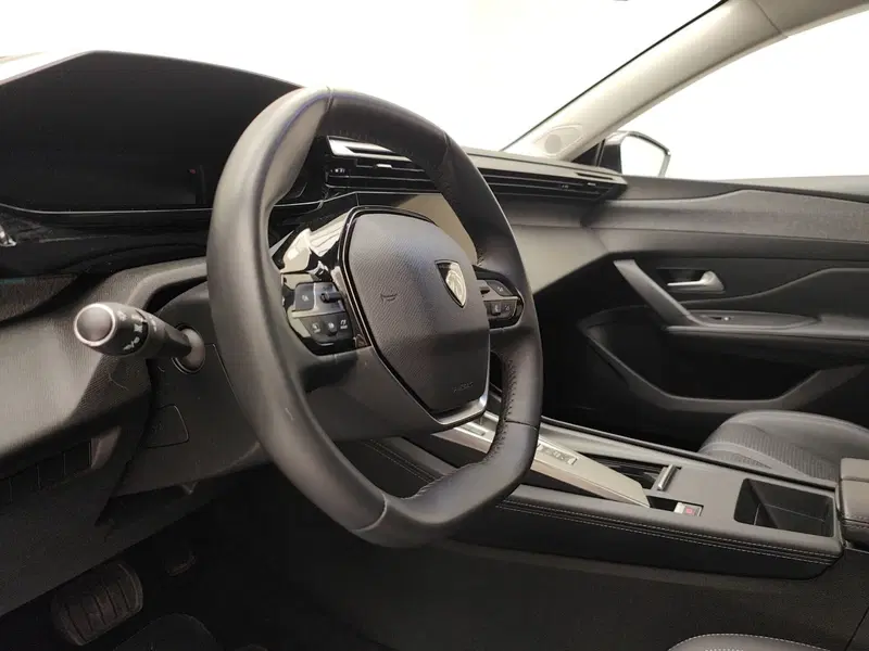 Peugeot 308 usata a Como (9)