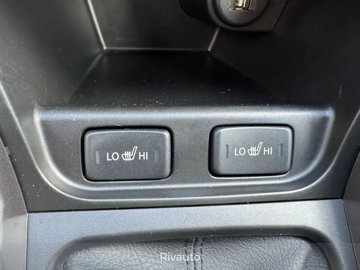 Suzuki S-Cross usata a Como (17)