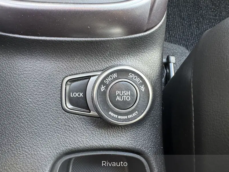 Suzuki S-Cross usata a Como (18)