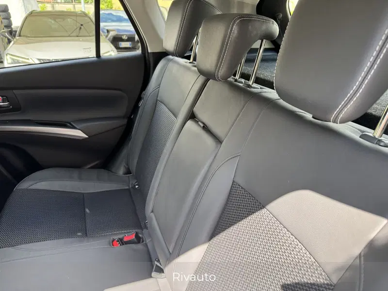 Suzuki S-Cross usata a Como (7)