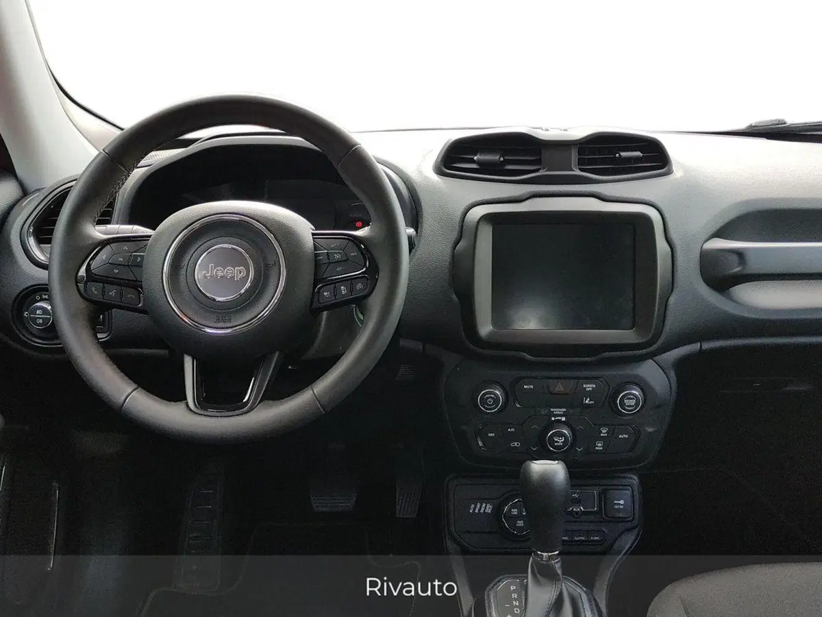Jeep Renegade usata a Como (8)