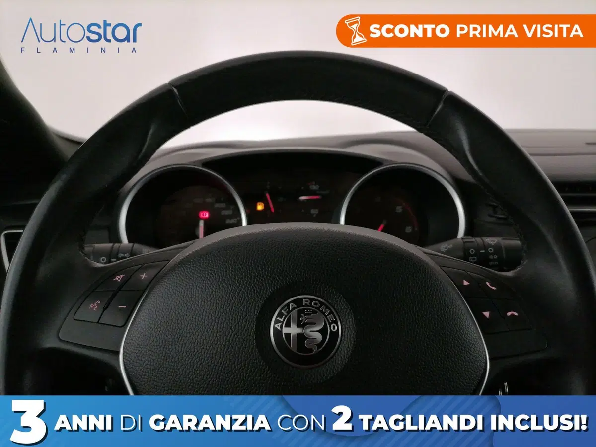 Alfa Romeo Giulietta usata a Roma (17)