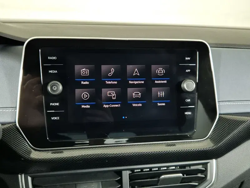 Volkswagen T-Cross usata a Torino (12)