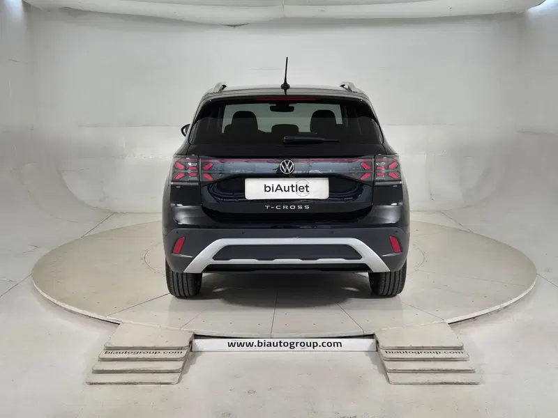 Volkswagen T-Cross usata a Torino (3)