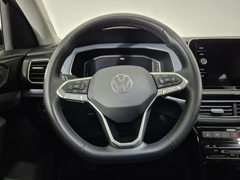 Volkswagen T-Cross usata a Torino (9)