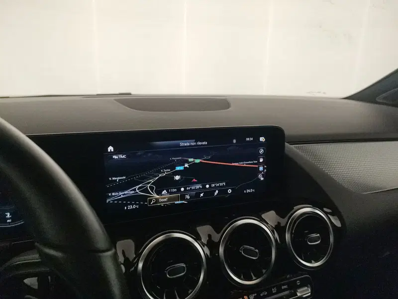 Mercedes-Benz GLA SUV usata a Alessandria (12)