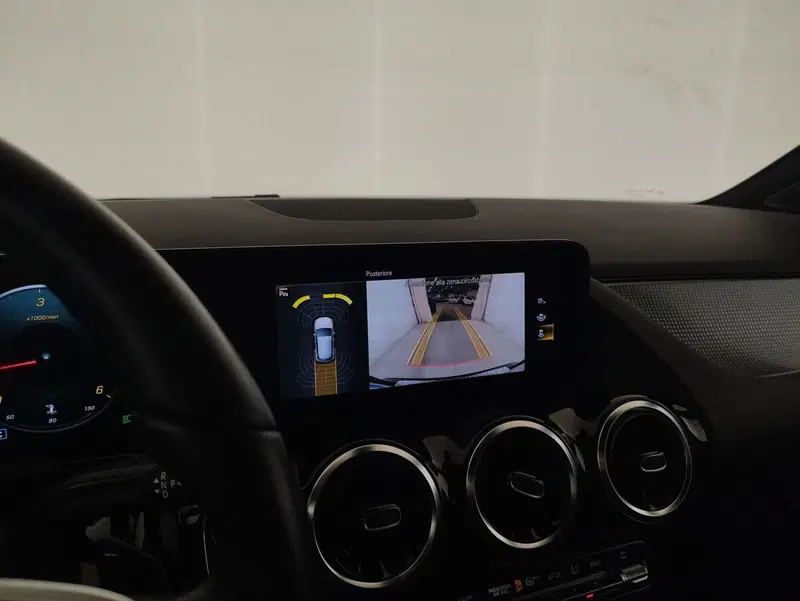 Mercedes-Benz GLA SUV usata a Alessandria (13)