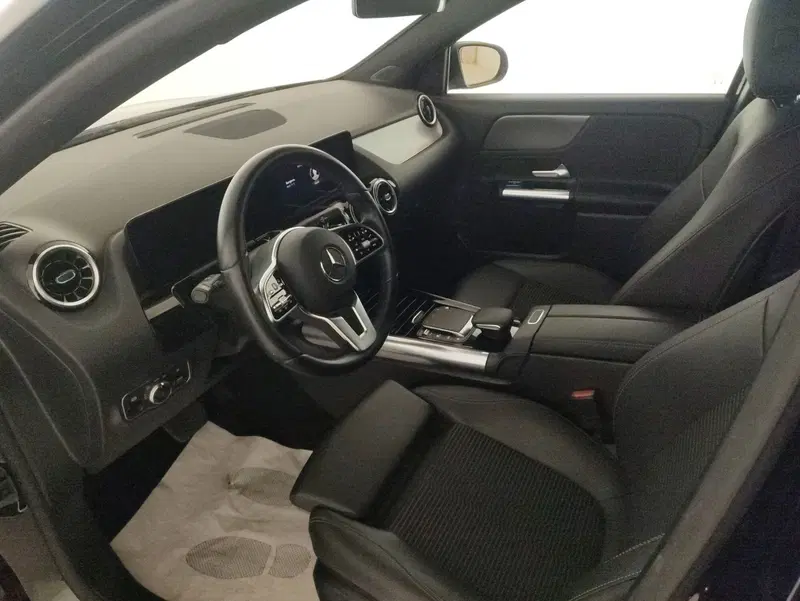 Mercedes-Benz GLA SUV usata a Alessandria (6)