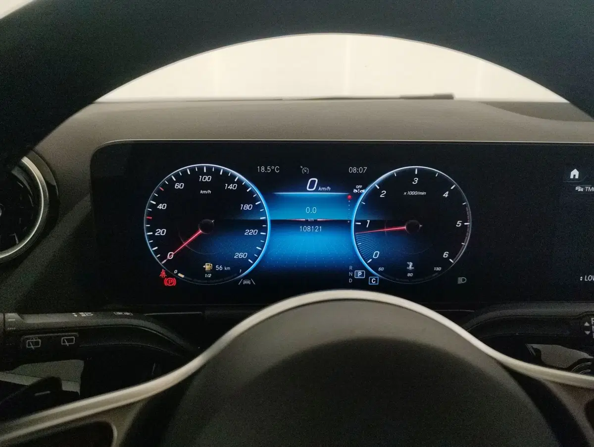 Mercedes-Benz GLA SUV usata a Alessandria (15)
