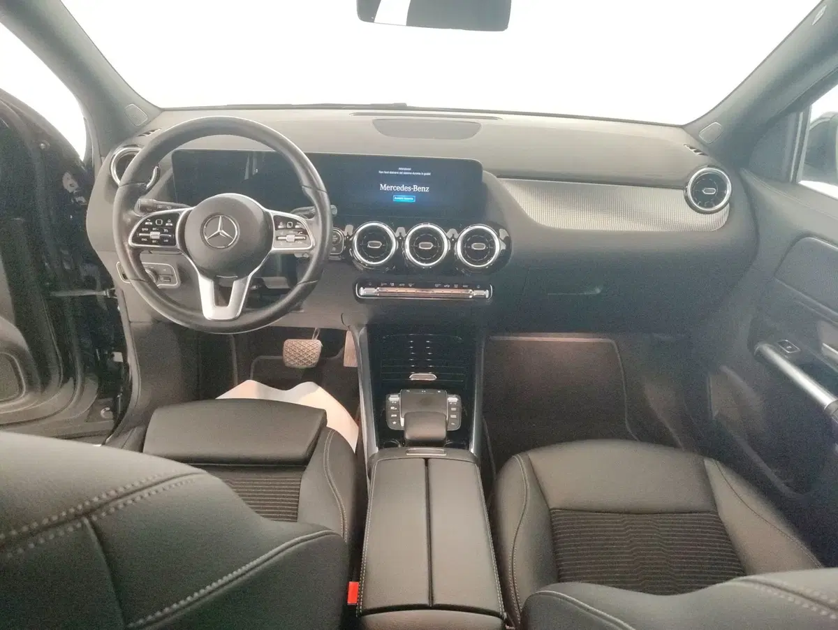 Mercedes-Benz GLA SUV usata a Alessandria (8)