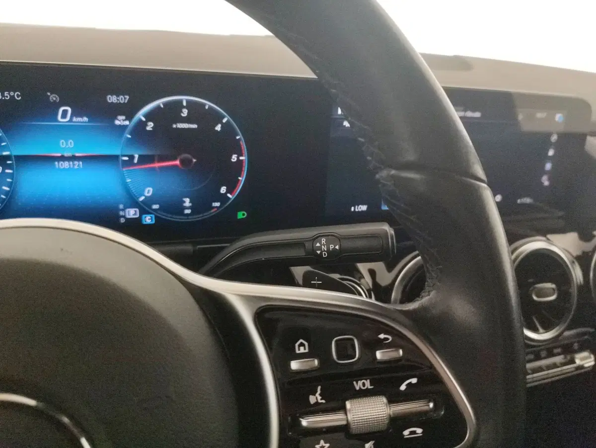 Mercedes-Benz GLA SUV usata a Alessandria (9)