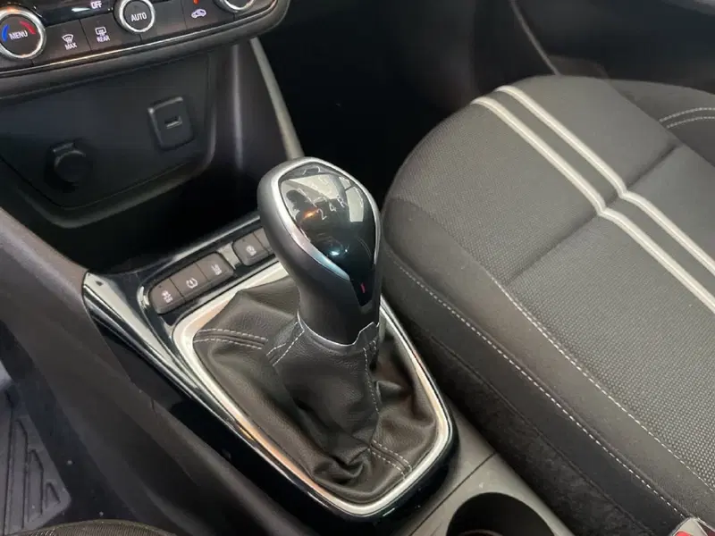 Opel Crossland X usata a Torino (13)