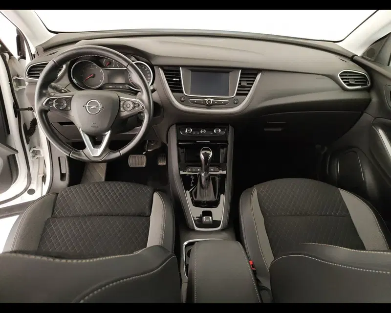 Opel Grandland X usata a Caserta (13)