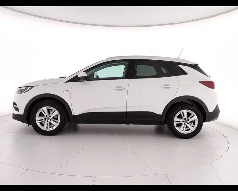 Opel Grandland X usata a Caserta (4)