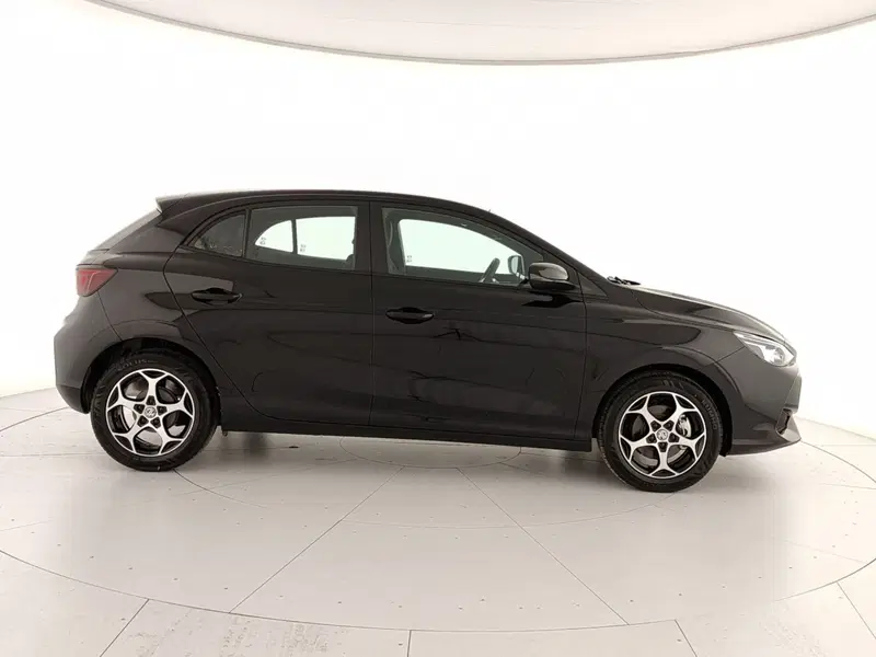 Mg MG3 nuova a Caserta (7)