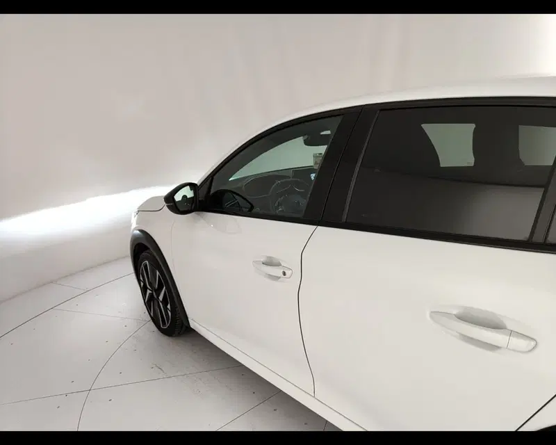 Peugeot 208 usata a Caserta (12)