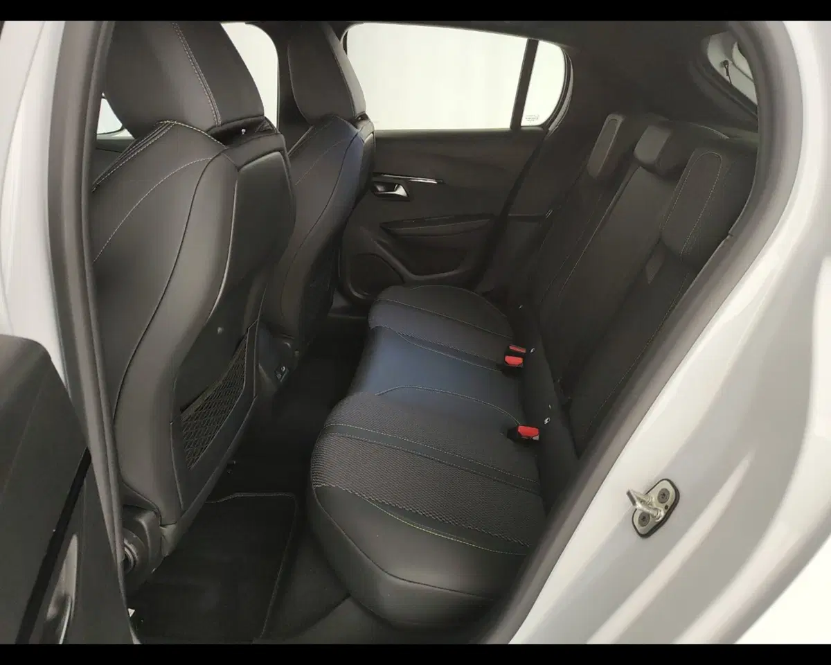 Peugeot 208 usata a Caserta (19)