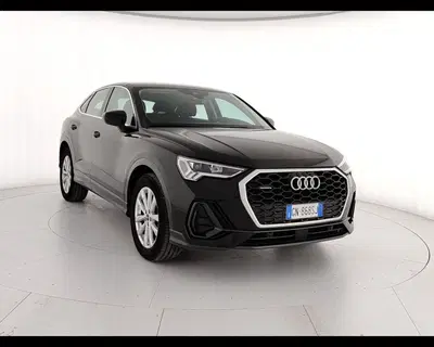 Audi Q3 Sportback Sportback 35 2.0 tdi s-tronic del 2023 usata a Caserta
