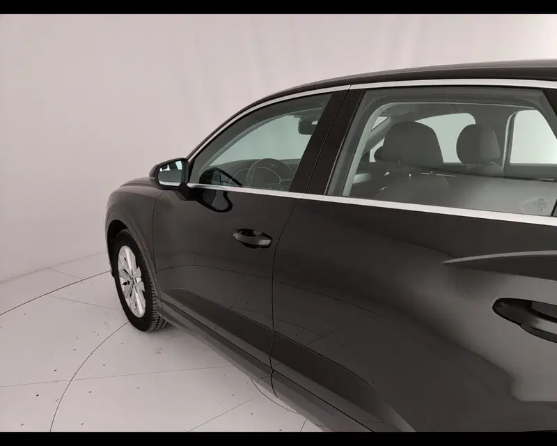 Audi Q3 Sportback usata a Caserta (12)