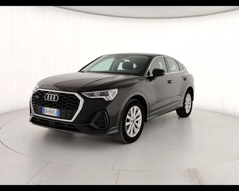 Audi Q3 Sportback usata a Caserta (3)
