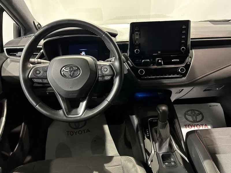 Toyota Corolla usata a Milano (9)