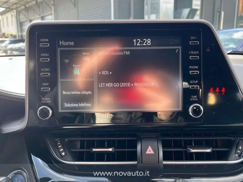 Toyota Toyota C-HR usata a Varese (16)