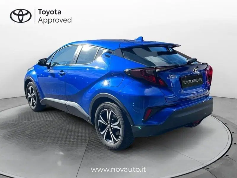 Toyota Toyota C-HR usata a Varese (4)